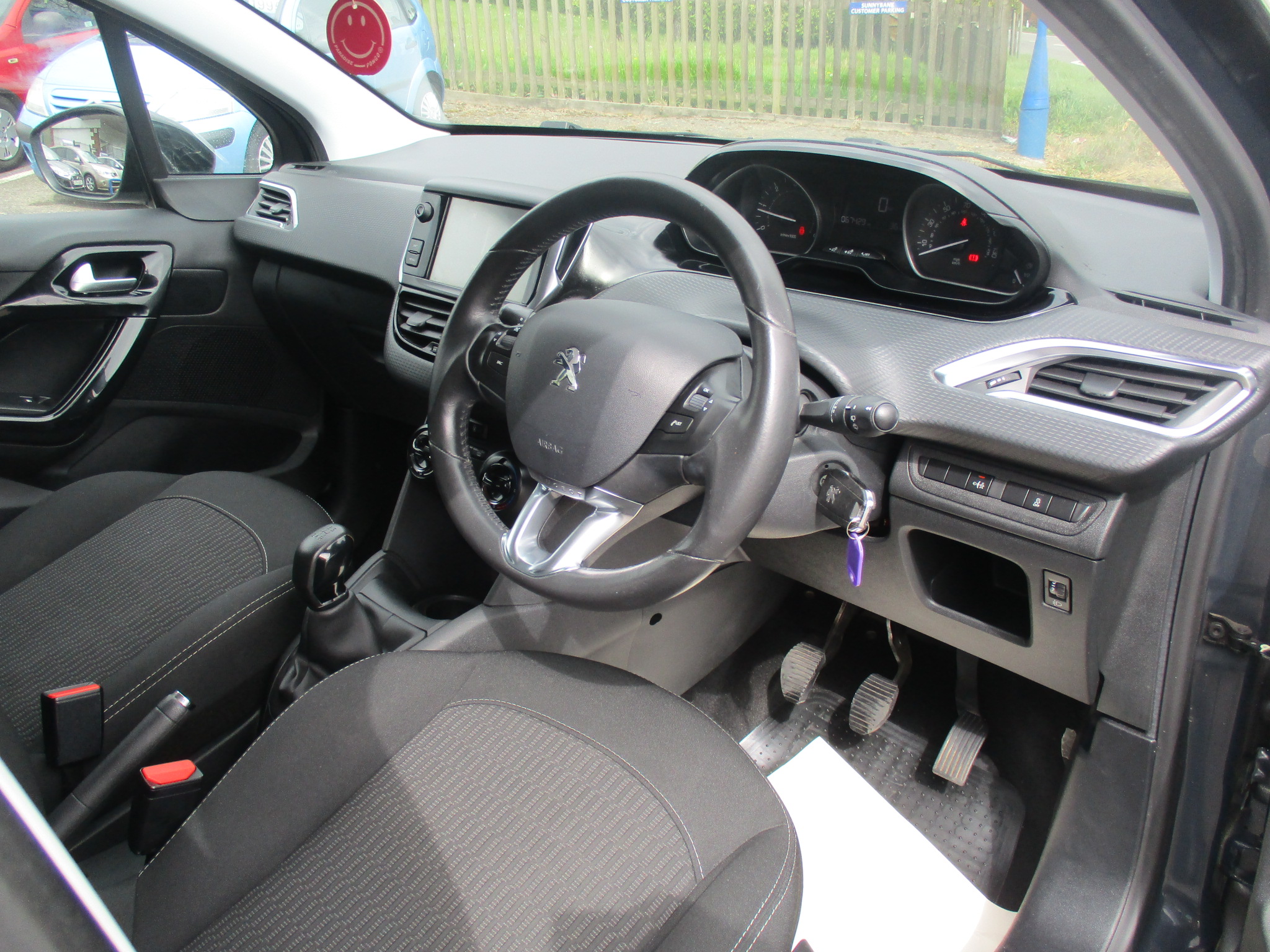 PEUGEOT 208 1.6 BLUE HDI ACTIVE (TURBO DIESEL) 2016